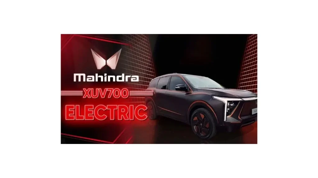 2026 Mahindra XUV700 premium SUV showcasing bold front design, LED headlamps, triple-screen interior and advanced ADAS technology