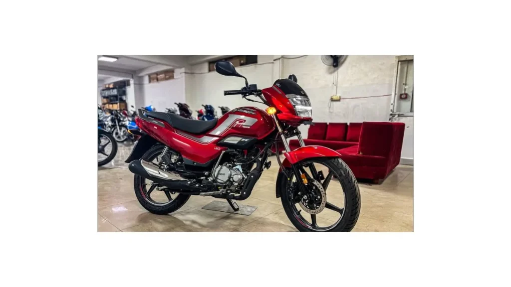 Hero Super Splendor XTEC 125cc commuter motorcycle with LED headlamp and digital display in India
